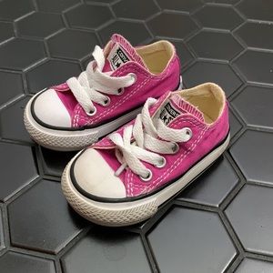 Baby Converse - Magenta Size 3 Low Top Chucks